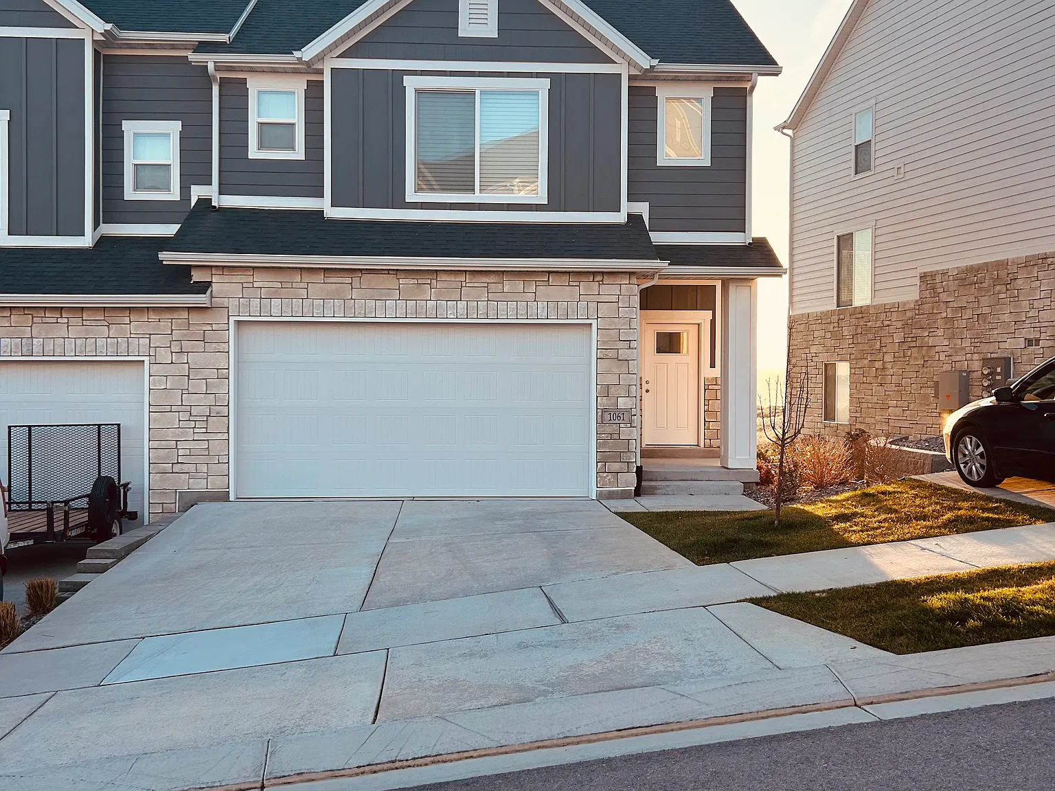 3 bed, 3.5 bath, 2283 sqft, $2,500 — Photo 1