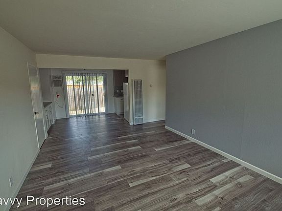 4th image of 1726 Lacassie Ave APT 02