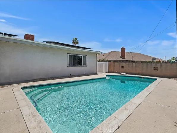1400 N Terrace Rd, Rialto, CA 92376
