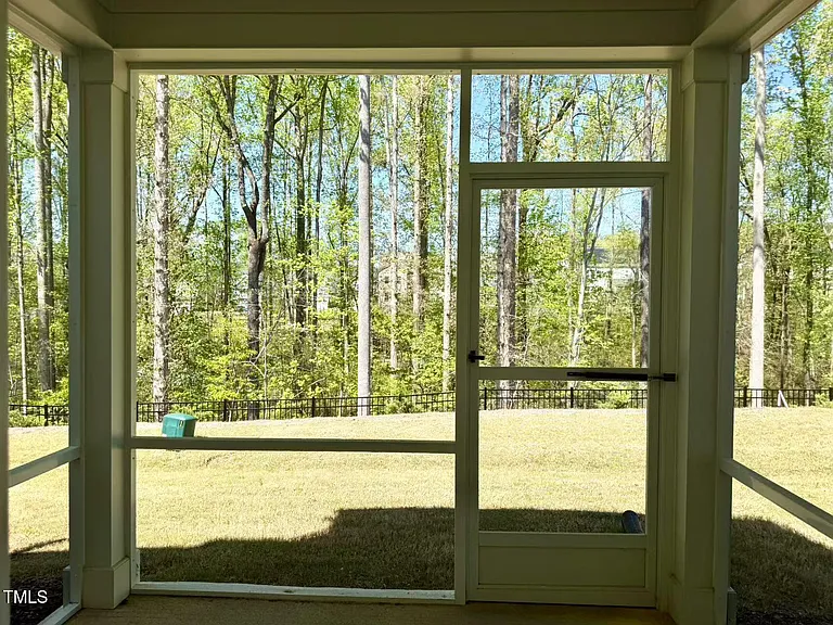 1727 Sweet Gardenia Way — Photo 31