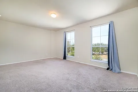 215 Redbird Cir — Photo 12