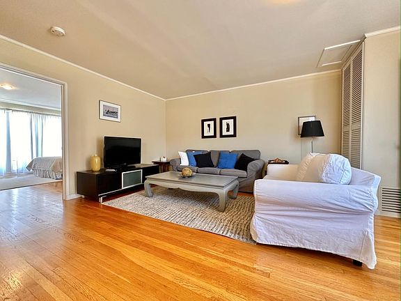3rd image of 2006 Laguna St #2010