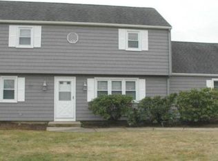 20 Foster Ln, Narragansett, RI 02882