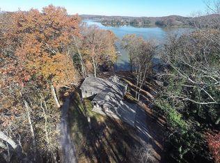 4412 Gravelly Hills Rd, Louisville, TN 37777
