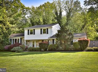 216 Brookdale Dr, Huntingdon Valley, PA 19006