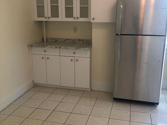 3rd image of 17 Main St #1W