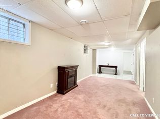 98 McFeeters Cres #2, Clarington, ON L1C4Y6