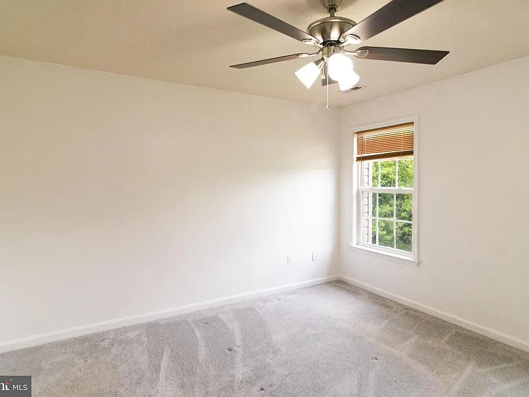 104 Stingray Ct — Photo 20