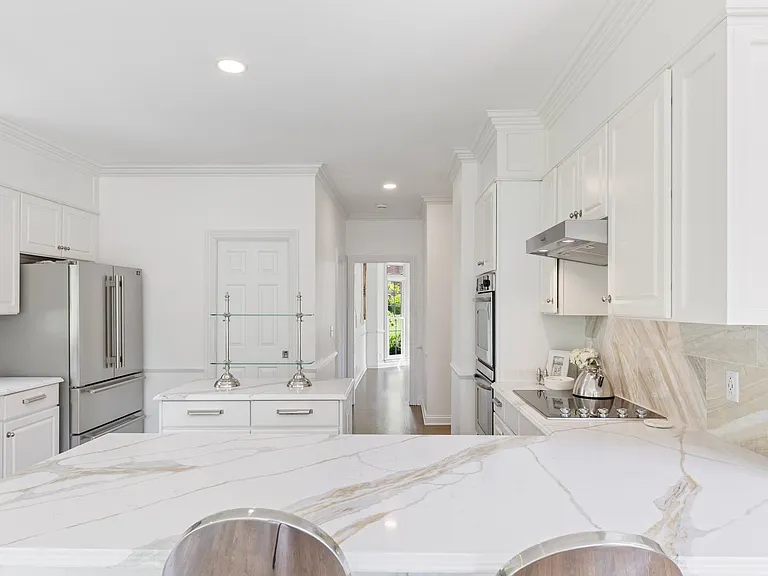 9435 Norwood Dr — Photo 13
