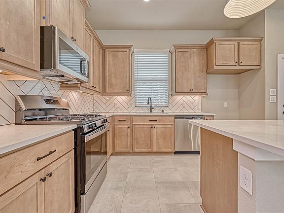 2nd image of 515 Longleaf Pine Dr