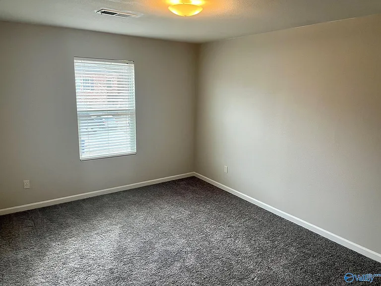 193 Cloverbrook Dr — Photo 12