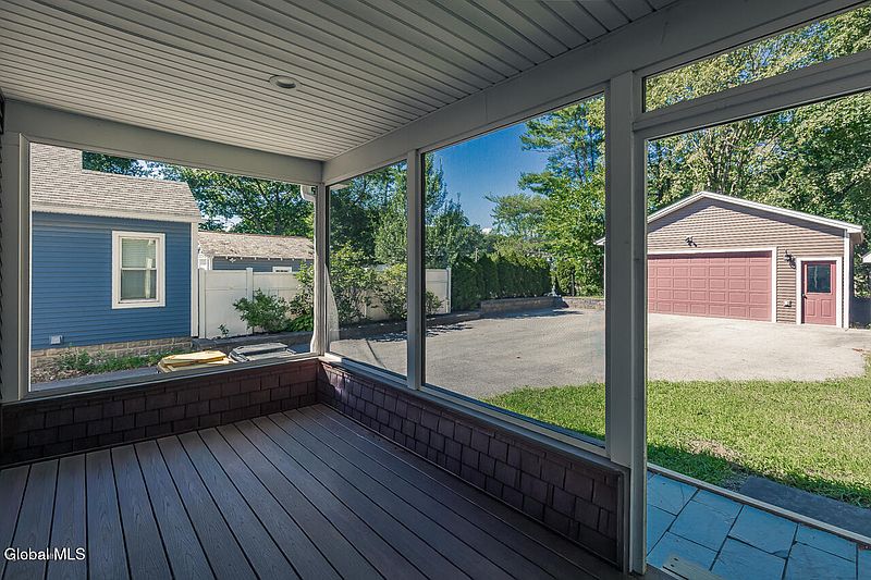 5th image of 5 Wilson Avenue