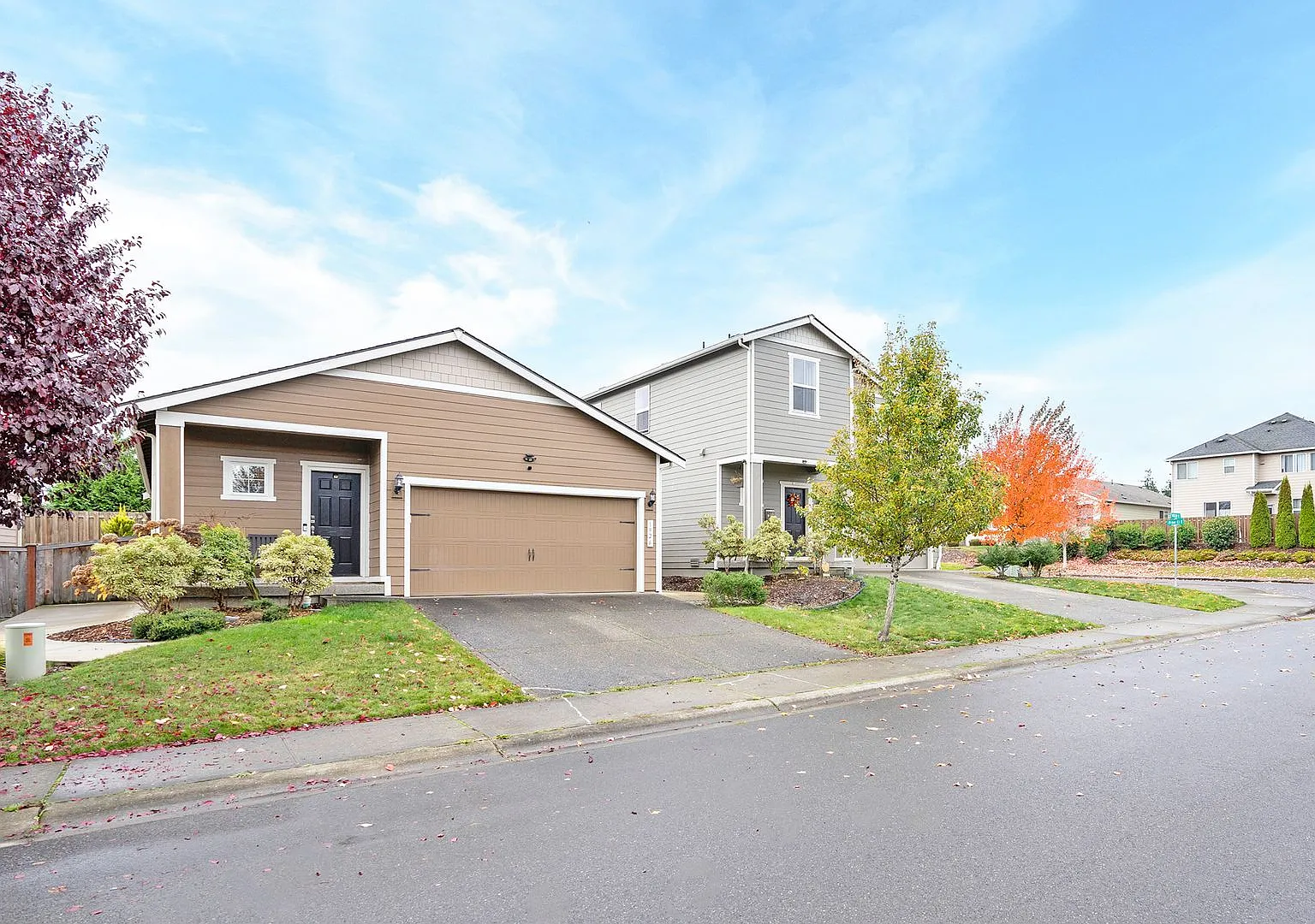 Welcome to Ridgeview Estates Spacious Home with a Fenced Yard! — Photo 2