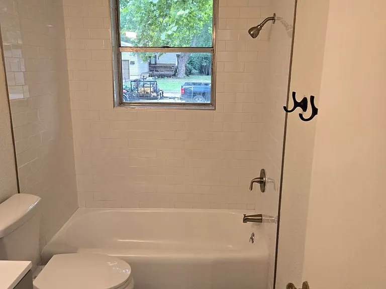 814 S McFarland St — Photo 16
