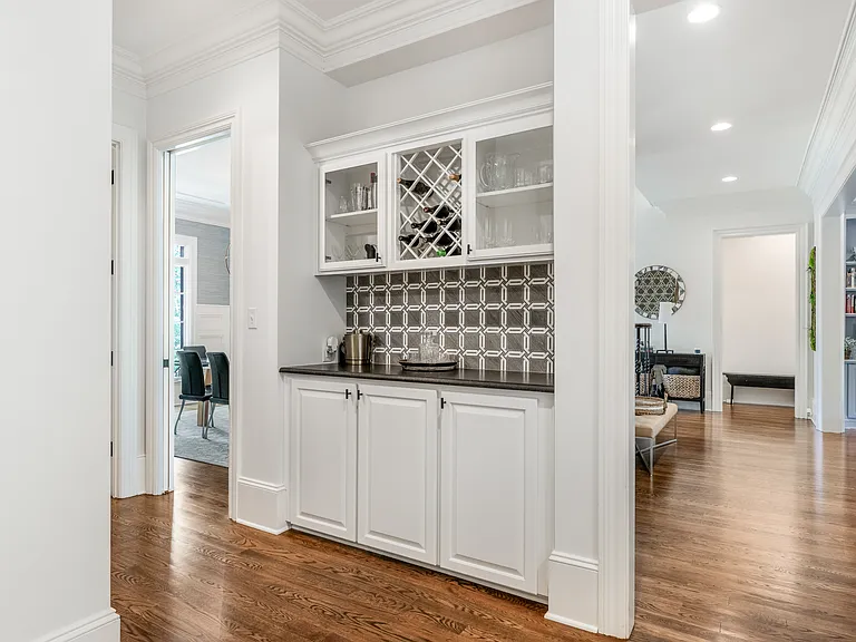 5910 Saint John Ln — Photo 20
