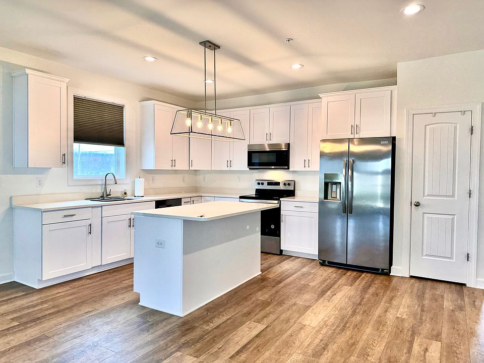 169 Coastal Drive - Kitchen