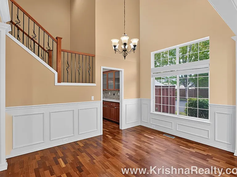 13686 NW Henninger Ln — Photo 6