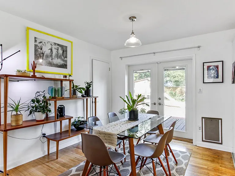624 Jackson Blvd — Photo 13