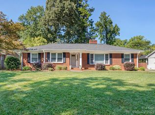5420 Valley Forge Rd, Charlotte, NC 28210