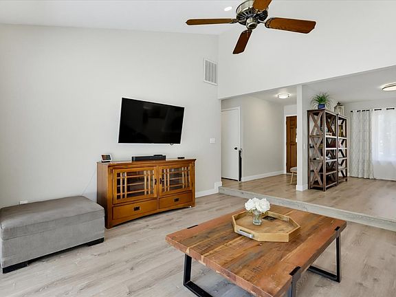 4th image of 4900 Lorin Ct