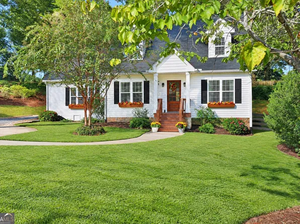 31 Mansour Cir, Newnan, GA 30263