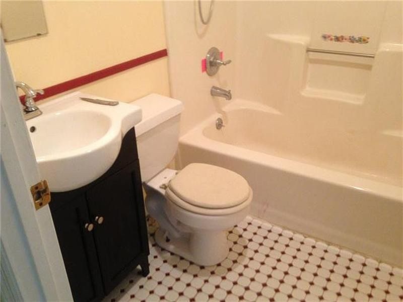 2nd image of 77 Pine Dr