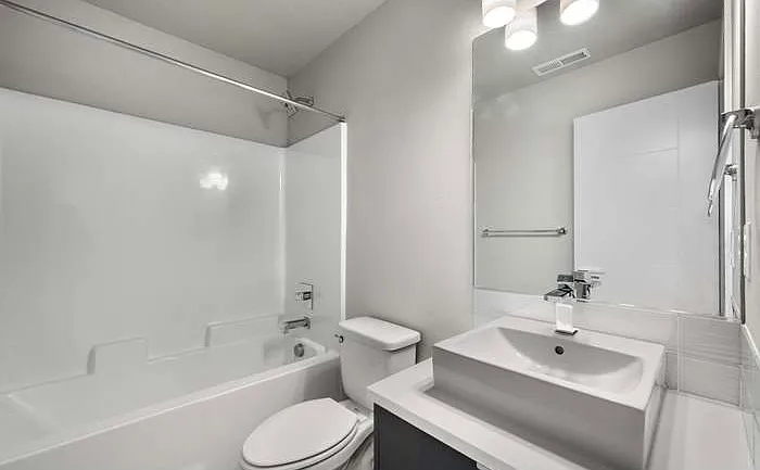 5946 NE 42nd Ave — Photo 17