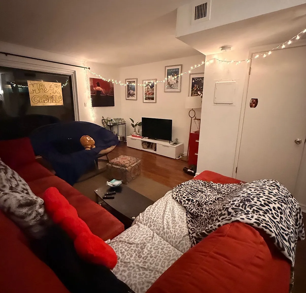 2 bed, 1.5 bath, $750 — Photo 2
