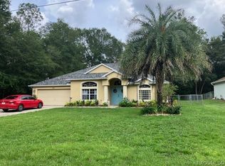 490 W Bluster Pl, Citrus Springs, FL 34434