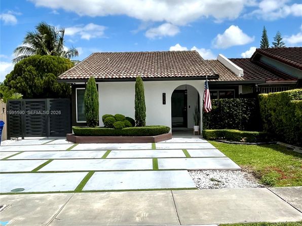 511 SW 115th Ave