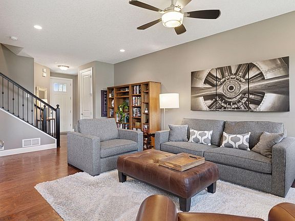 4th image of 3189 Countryside Ave Unit F