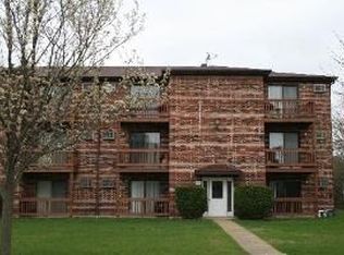 1001 Spruce St APT 1A, Glendale Heights, IL