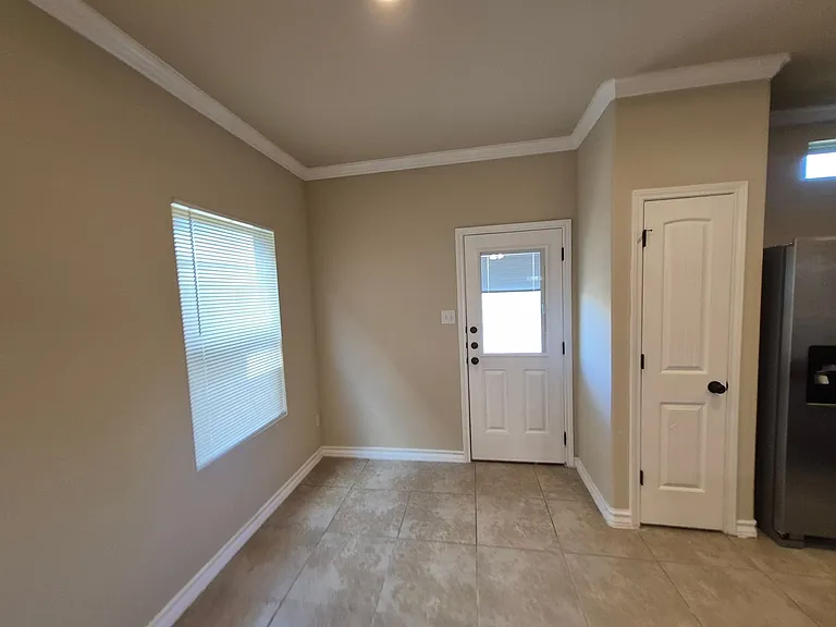 6515 Marcel Way #101 — Photo 4