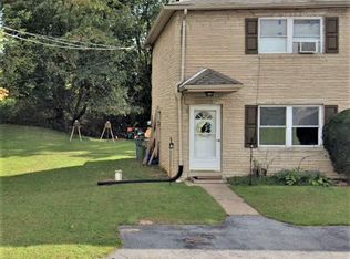 1 Arwin Dr APT D, Hummelstown, PA 17036