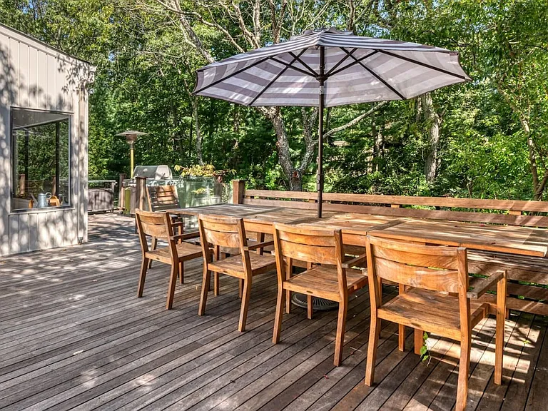 106 Peconic Hills Dr — Photo 34