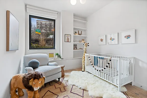 Sold by Compass | media 20