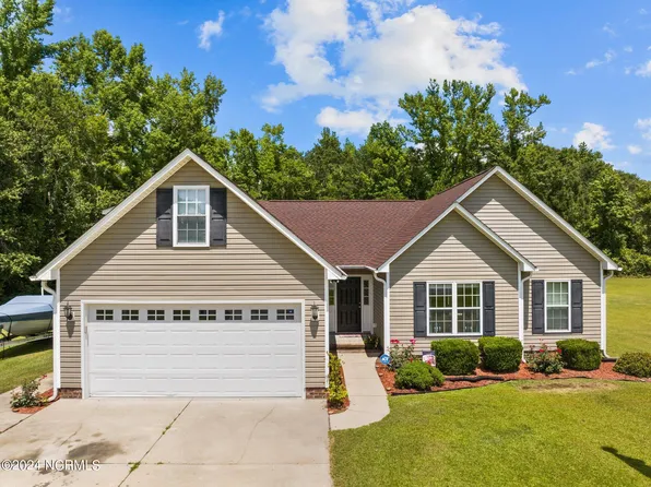 108 Kinsaw Court, Vanceboro, NC 28586