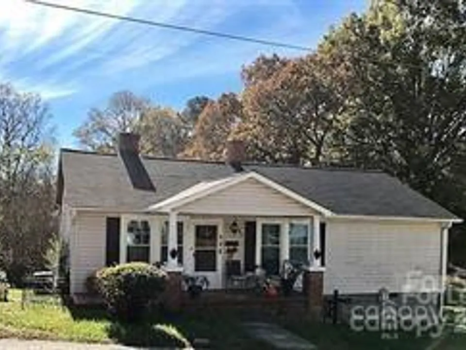307 Rice St