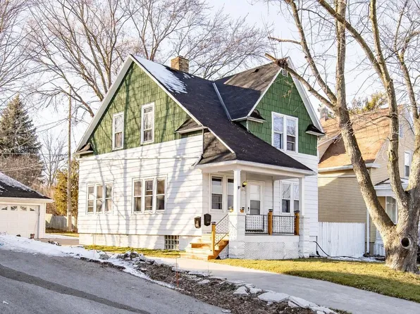 2615 North Wauwatosa AVENUE, Wauwatosa, WI 53213