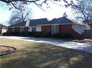 1020 S Clairborne Rd, Olathe, KS 66062