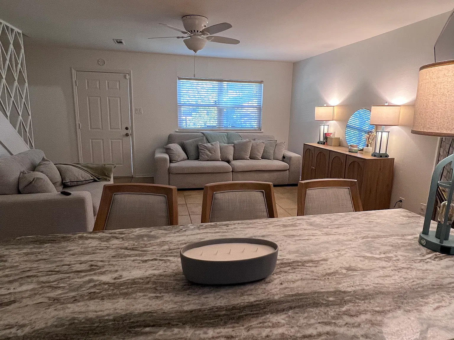 2 bed, 1.5 bath, 1200 sqft, $1,800 — Photo 2