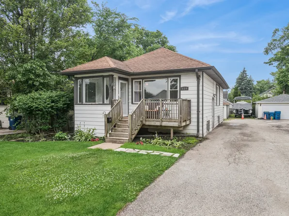 134 S Pick Ave, Elmhurst, IL 60126