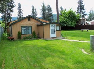 403 S 6th St, Pinehurst, ID 83850