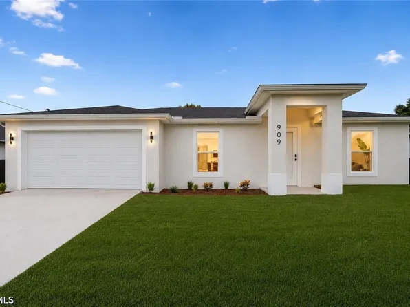 909 Grant Blvd, Lehigh Acres, FL 33974