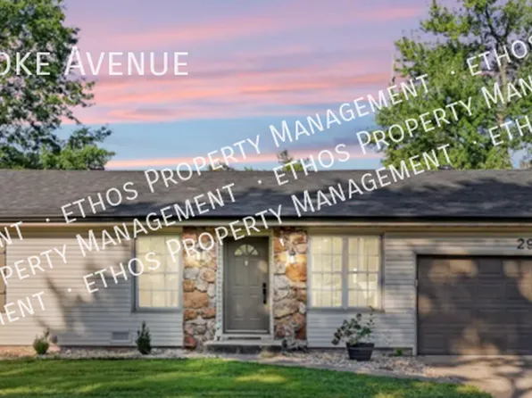 2917 S Roanoke Ave, Springfield, MO 65807