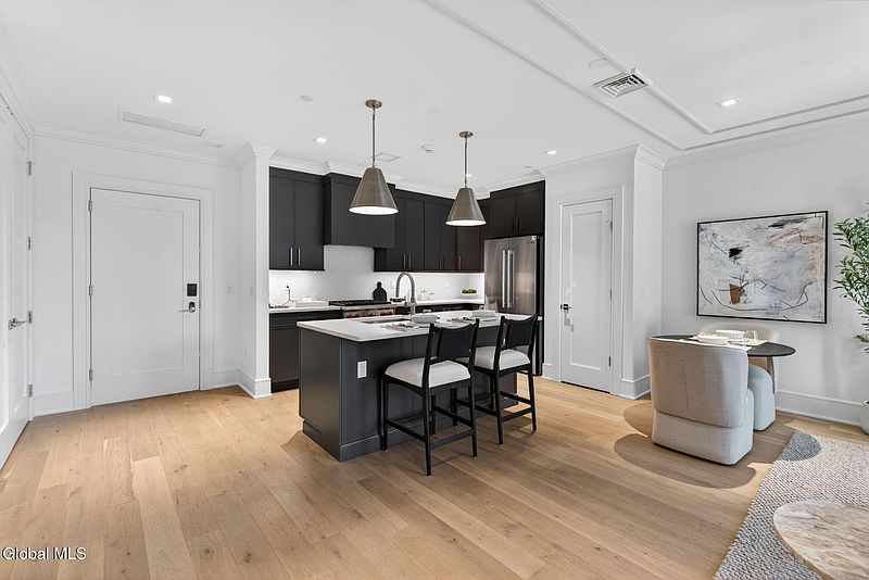 4th image of 19 Washington Street #360 N
