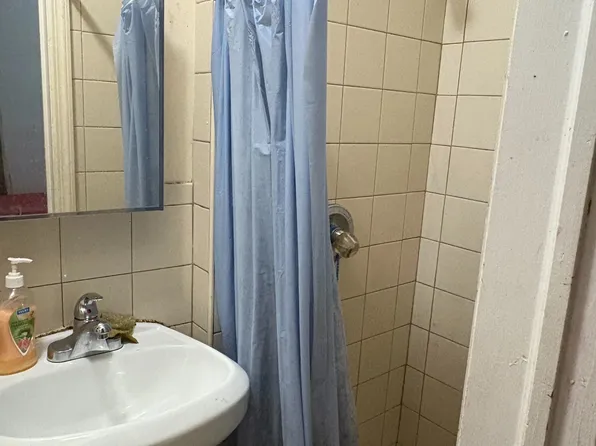 37-22 86th Street image 7 of 10