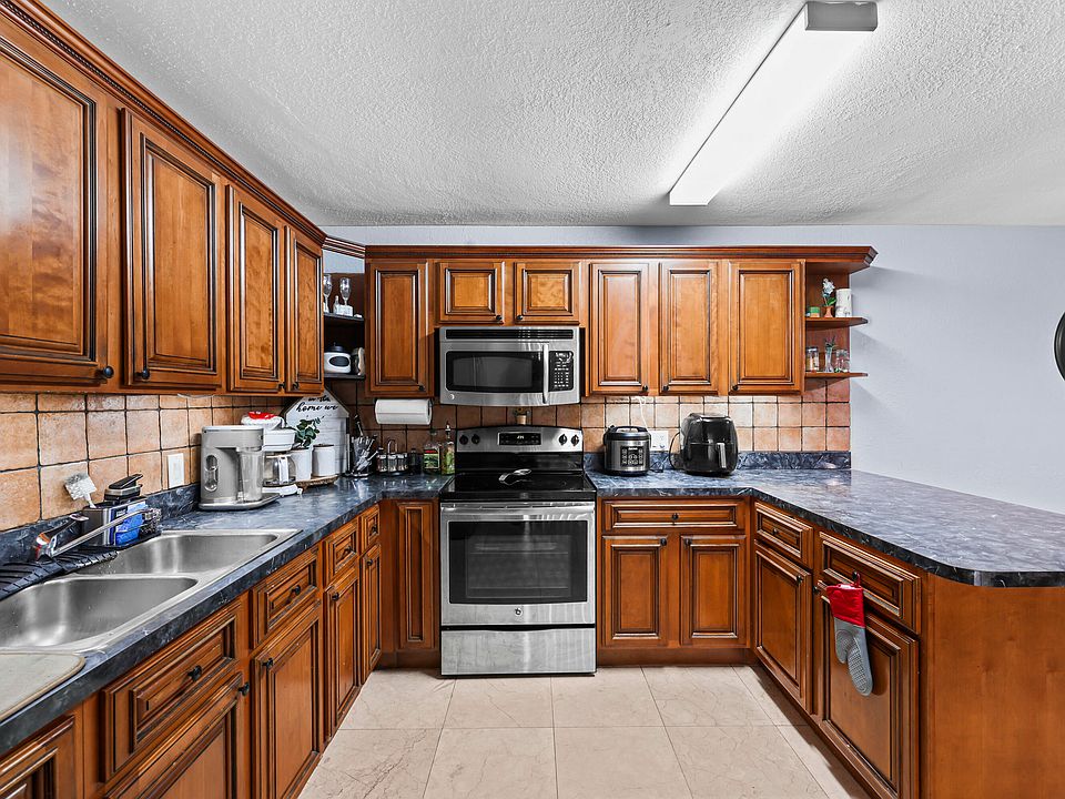 1st image of 4181 Turnberry Circle #1003