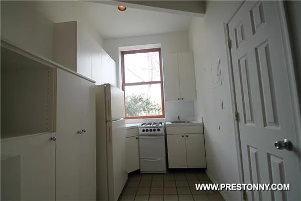 Rented by JM Preston Properties LLC | media 27