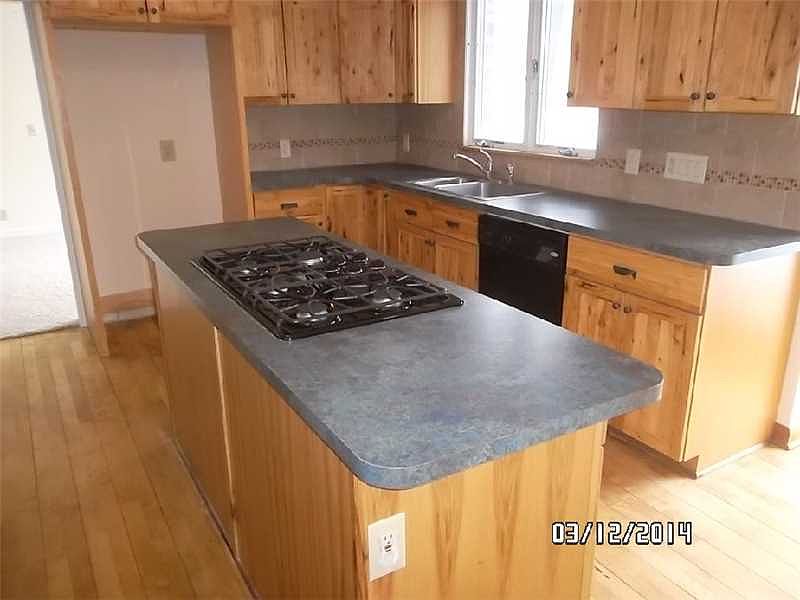 2nd image of 134 Pine Tree Ln